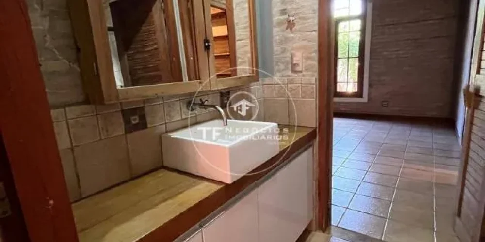 imgi_37_20251203T1515310300-680588722