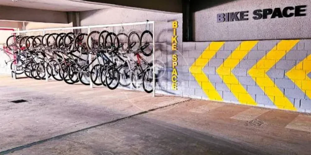 imgi_43_20251216T1605010300-739378338